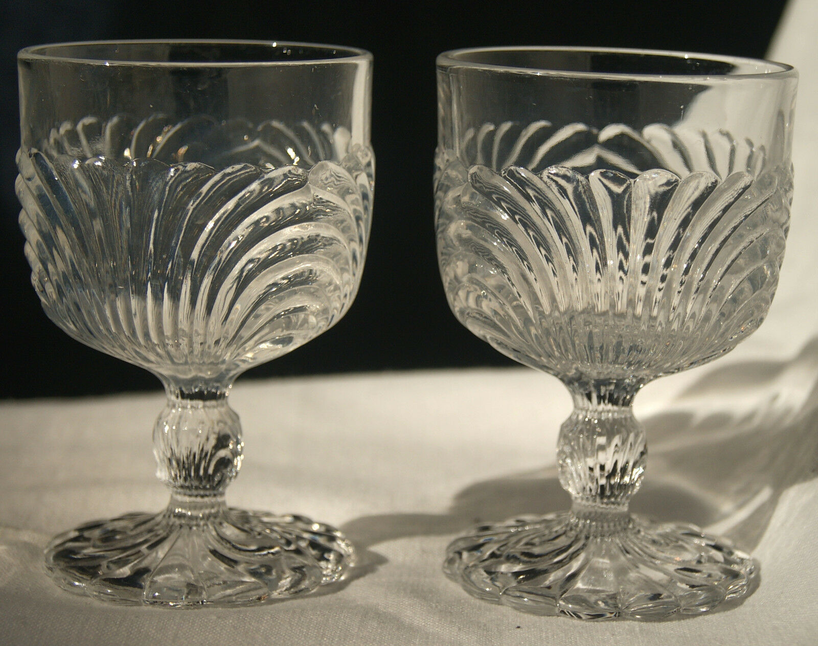 Lot Of 2 Cambridge Caprice Crystal 4" Cocktail Wine Goblets